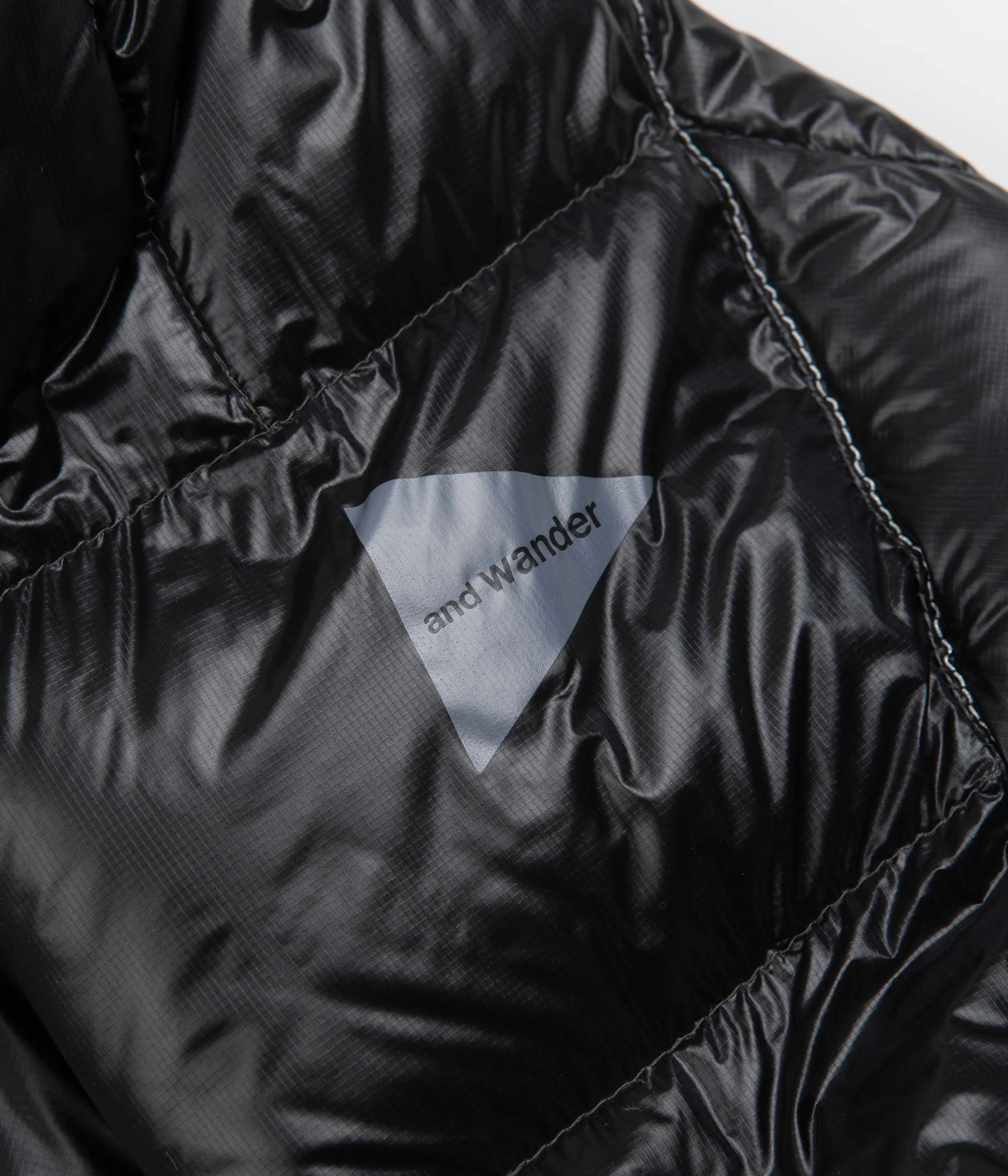 and wander Diamond Stitch Down Hooded Jacket - Black