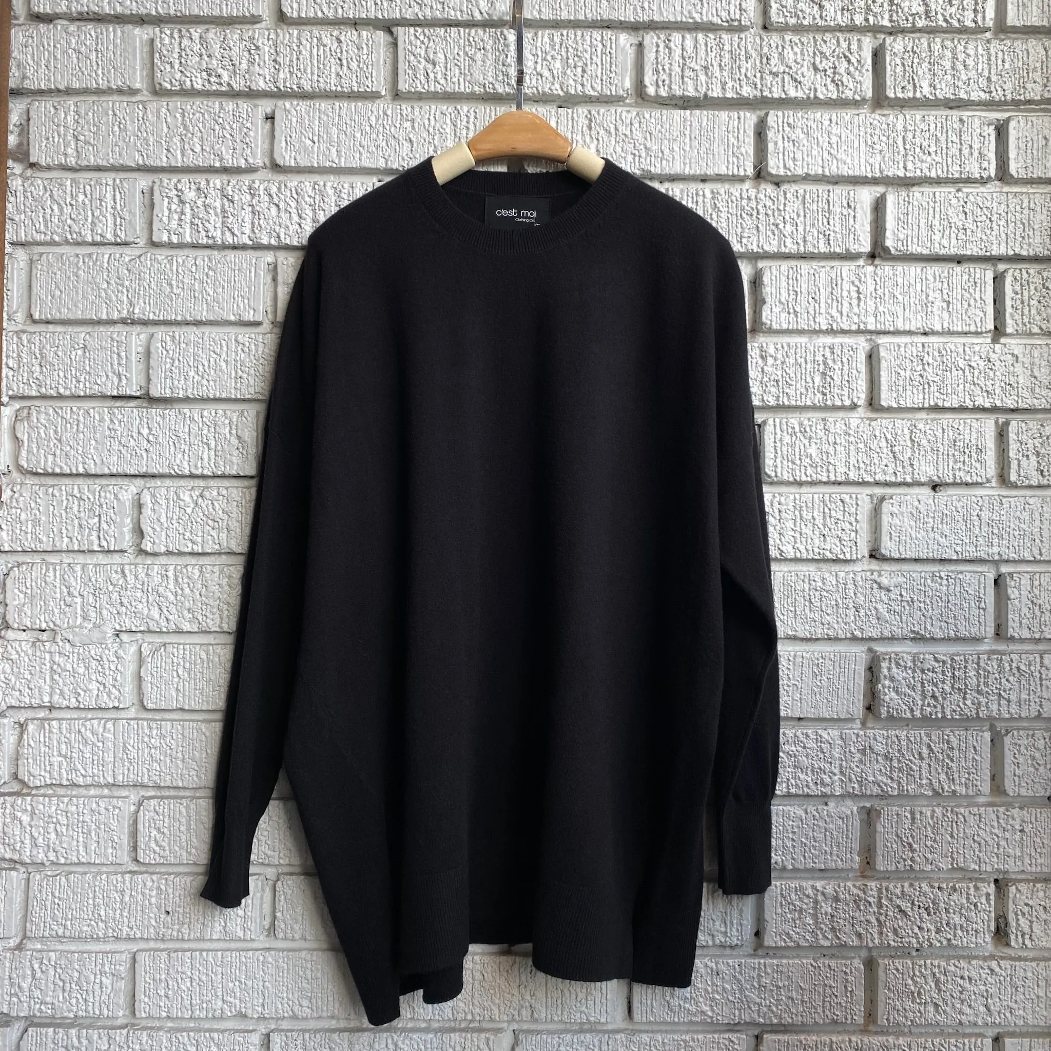 BENTE Crew Neck Sweater