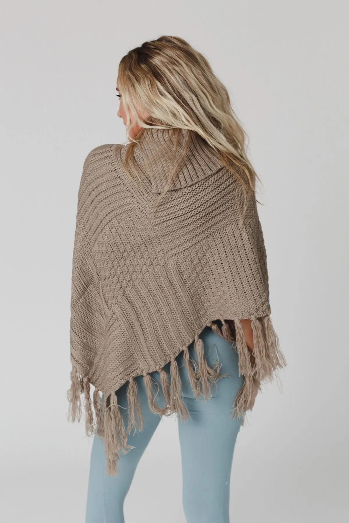 Cozy Cabin Turtleneck Poncho - Mocha