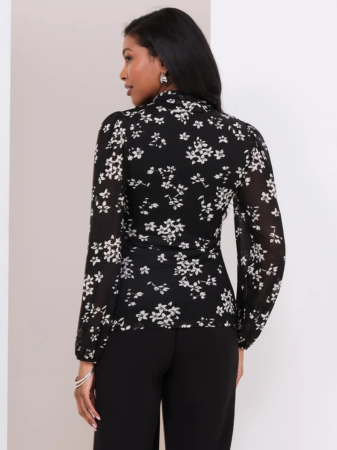 Floral Print Balloon Sleeve Turtleneck Top