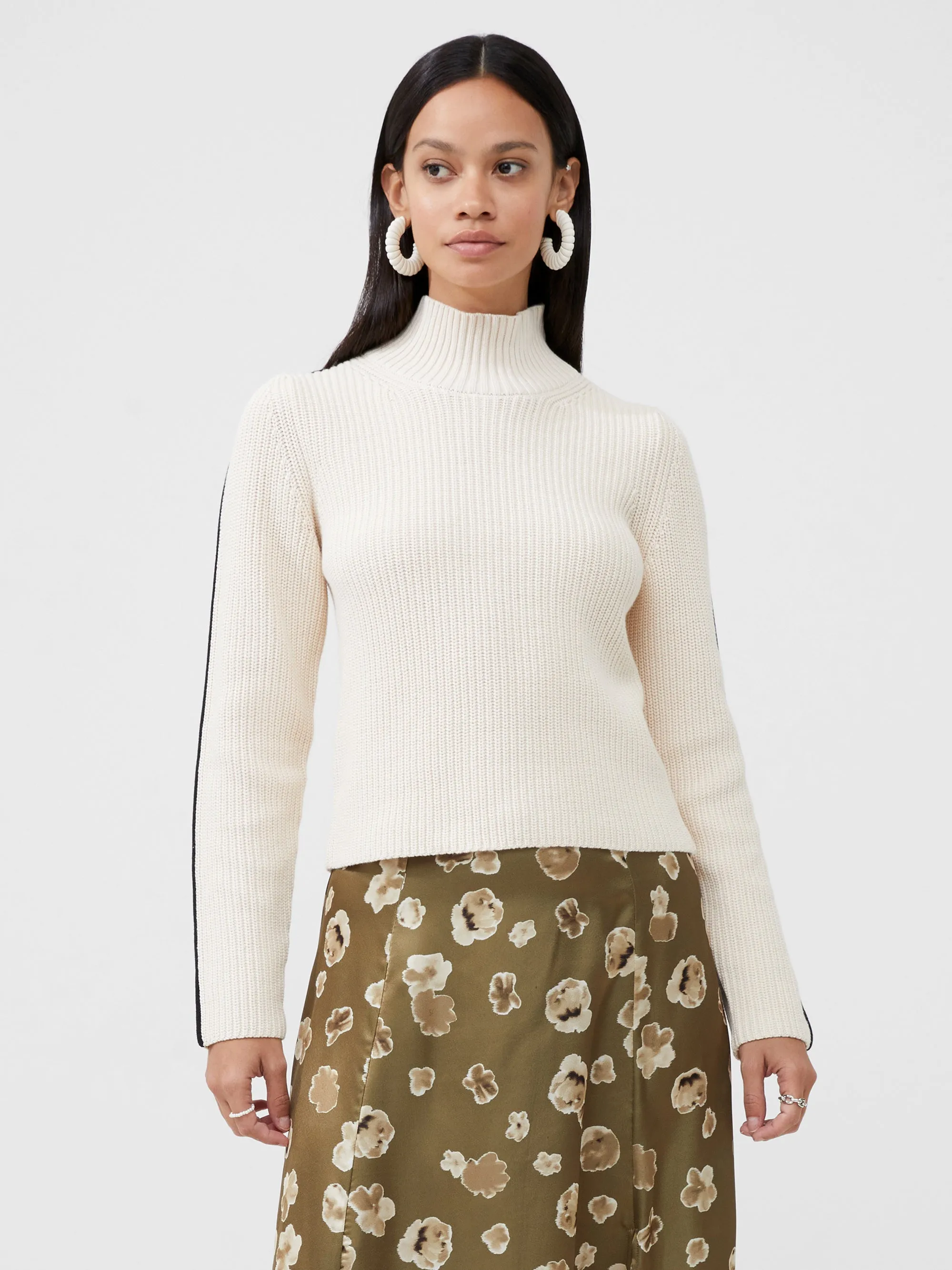 Mozart Turtleneck Contrast Sweater