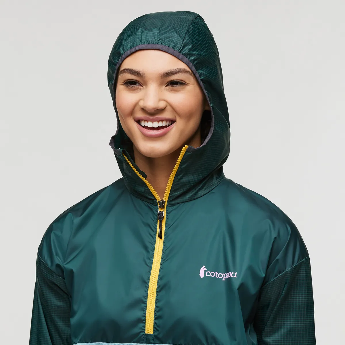 Teca Half-Zip Windbreaker - Women's